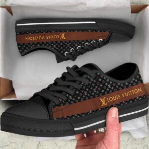 Louis vuitton black monogram low top canvas shoes sneakers