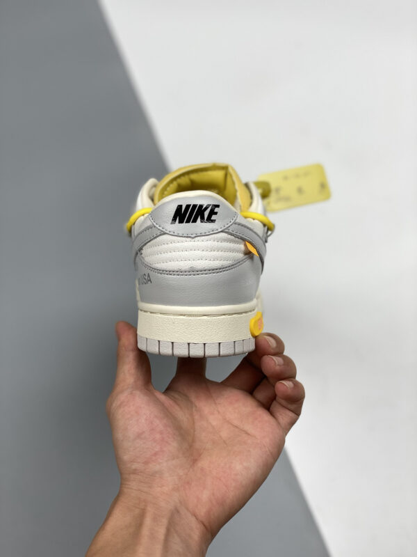 Off-White x Nike Dunk Low 29 of 50 Grey Sail For Sale