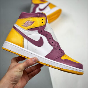 Air Jordan 1 High OG Brotherhood University Gold Light Bordeaux-White For Sale