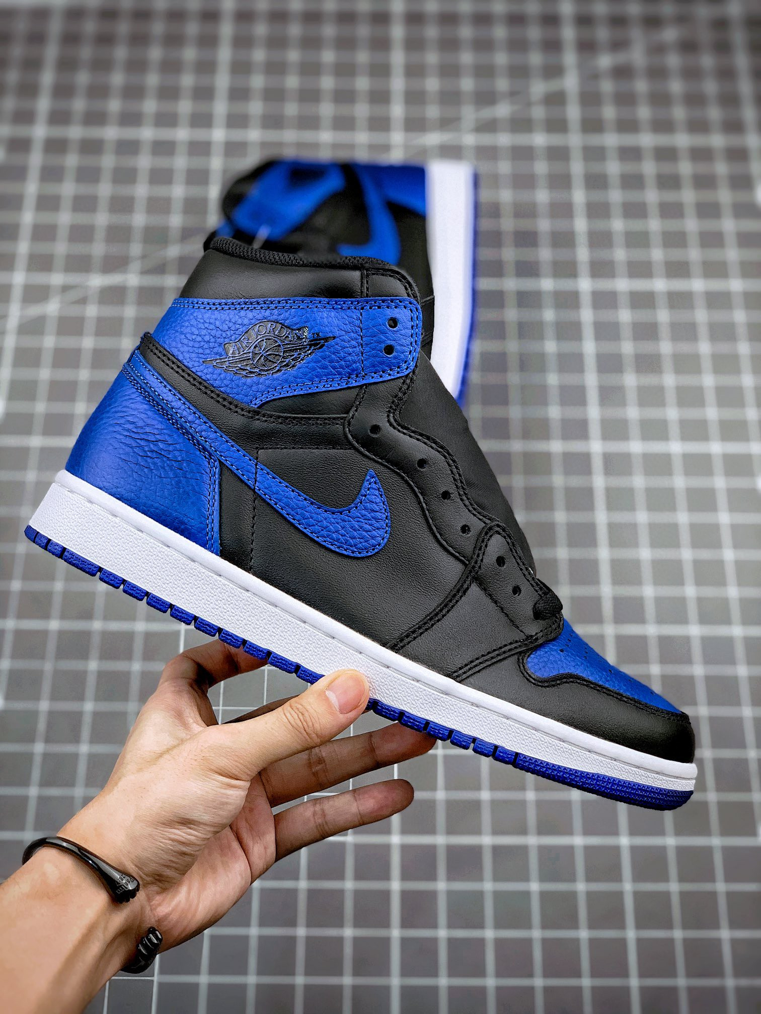 Air Jordan 1 High OG Black Varsity Royal-White 555088-007 For Sale