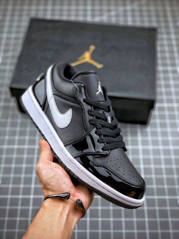 Air Jordan 1 Low White Black For Sale