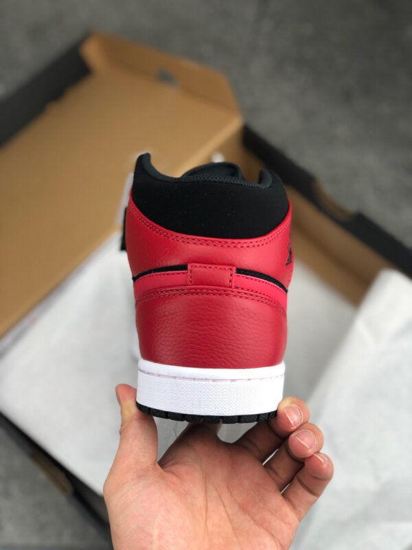 Air Jordan 1 Mid Bred 554724-054 On Sale