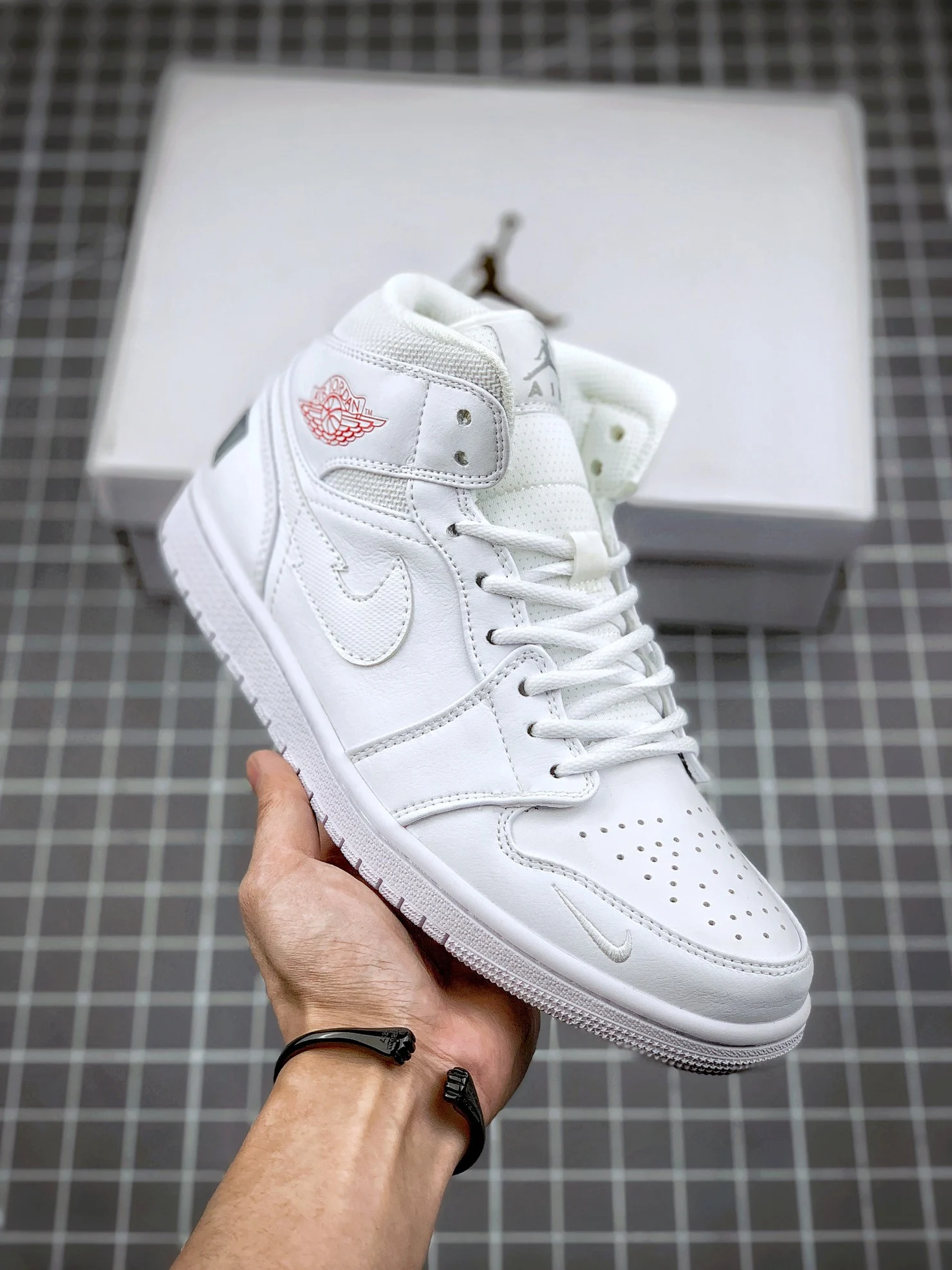 Air Jordan 1 Mid Euro Tour CW7589-100 For Sale