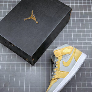 Air Jordan 1 Mid Grey Bone DA4666-001 For Sale