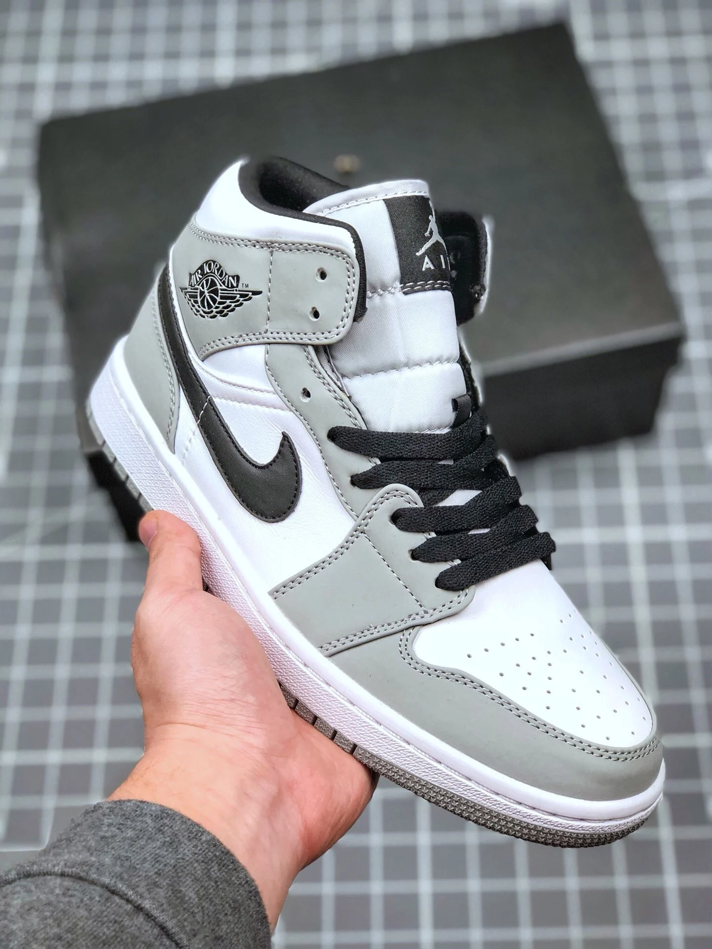 Air Jordan 1 Mid Light Smoke Grey Black-White 554724-092 On Sale