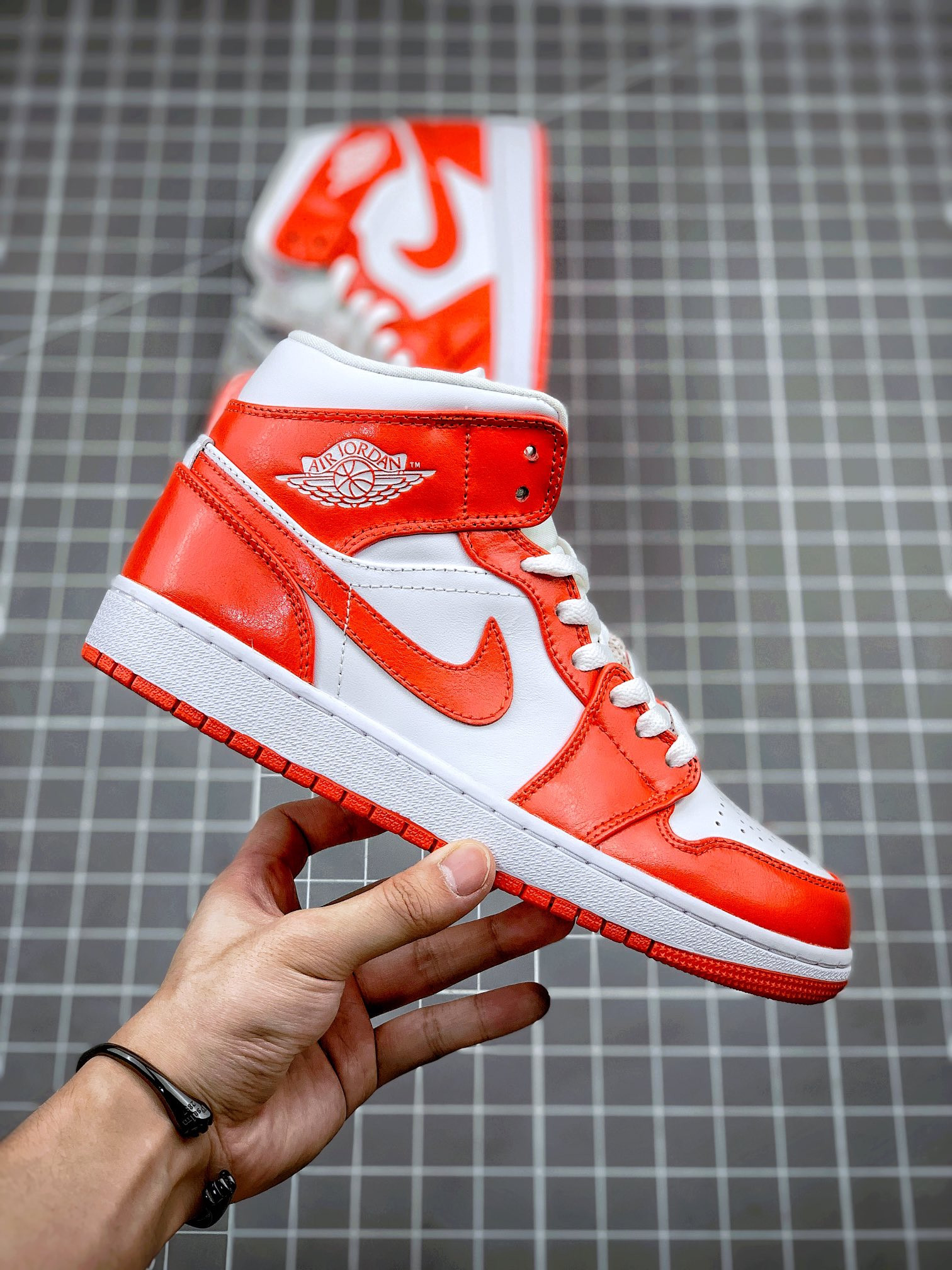 Air Jordan 1 Mid Orange and White BQ6472-116 For Sale