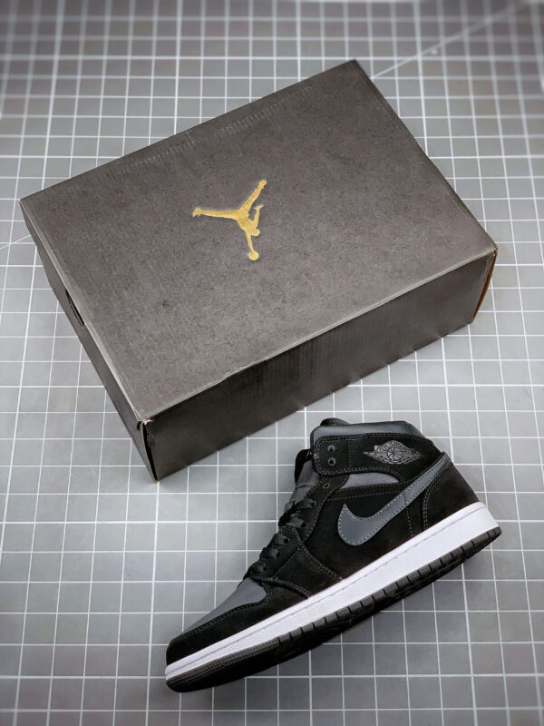 Air Jordan 1 Mid SE Black Grey 852542-012 On Sale