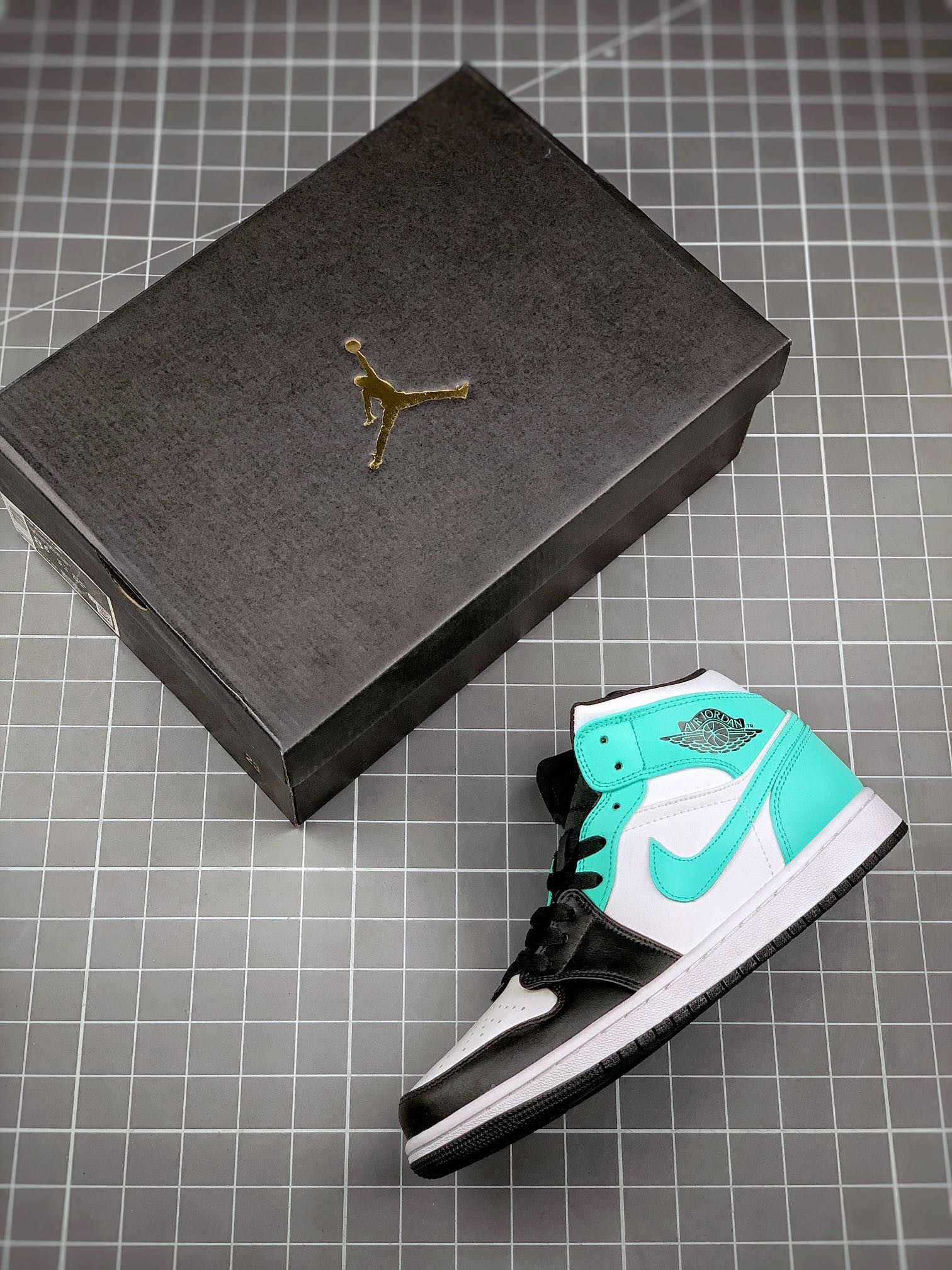 Air Jordan 1 Mid White Black-Island Green For Sale