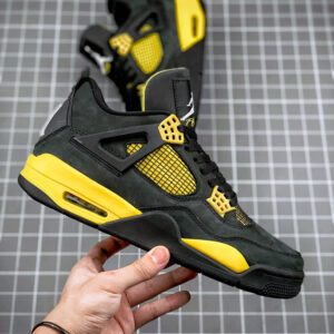 Air Jordan 4 Thunder Black Vibrant Yellow-White On Sale