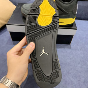 Air Jordan 4 Thunder Black Vibrant Yellow-White On Sale