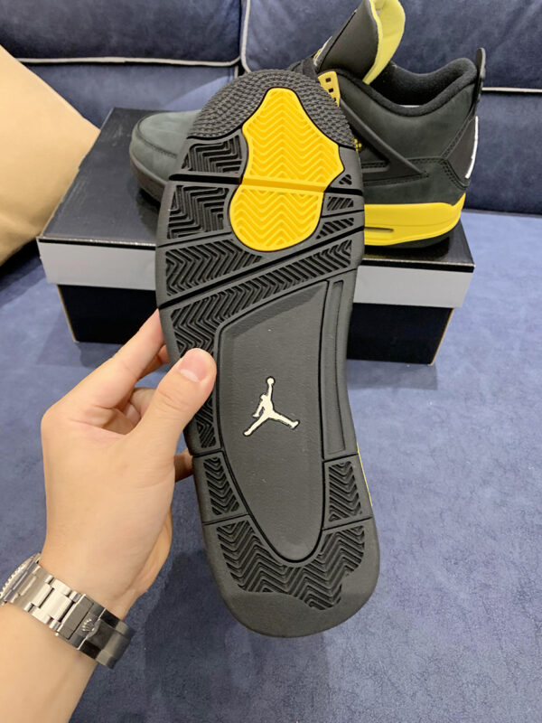 Air Jordan 4 Thunder Black Vibrant Yellow-White On Sale