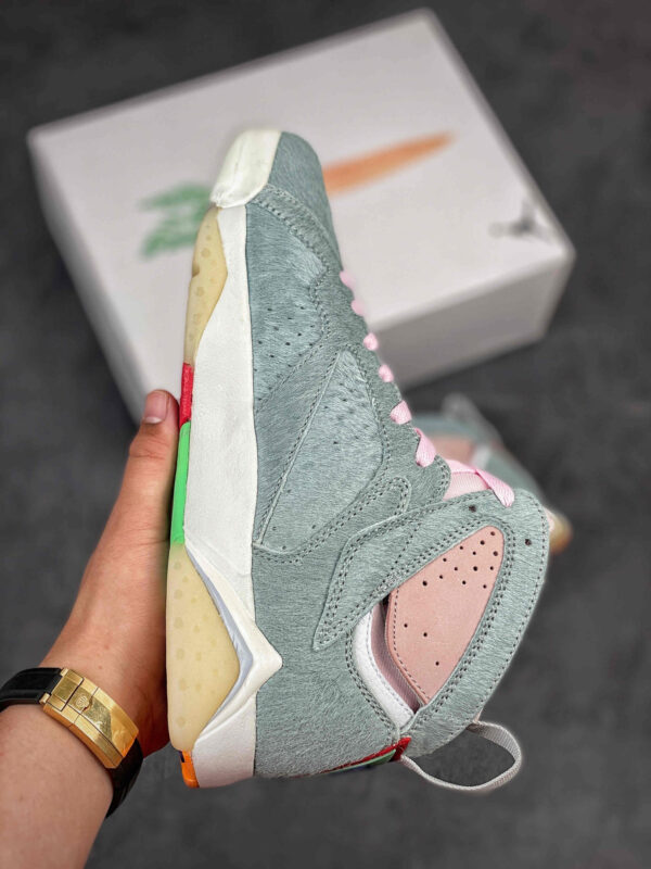 Air Jordan 7 SE Hare 2.0 Neutral Grey White-Pink Foam For Sale