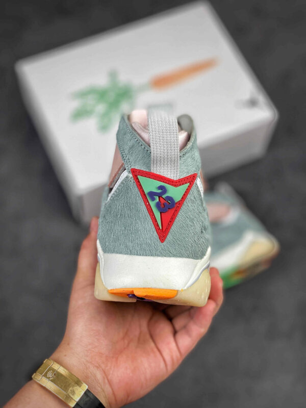 Air Jordan 7 SE Hare 2.0 Neutral Grey White-Pink Foam For Sale