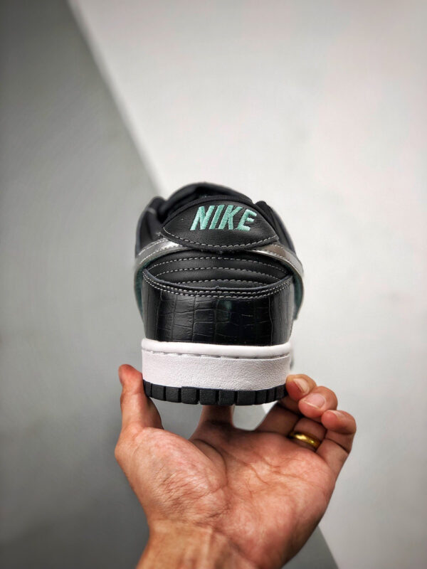 Diamond Supply Co x Nike SB Dunk Low Black For Sale