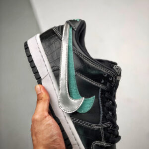 Diamond Supply Co x Nike SB Dunk Low Black For Sale