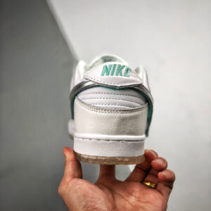 Diamond x Nike SB Dunk Low White For Sale