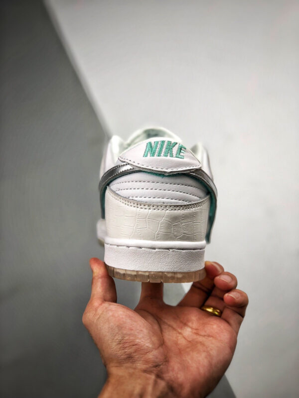 Diamond x Nike SB Dunk Low White For Sale