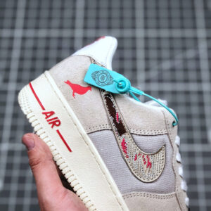 Jeff Staple x SBTG Nike Air Force 1 Pigeon Fury On Sale