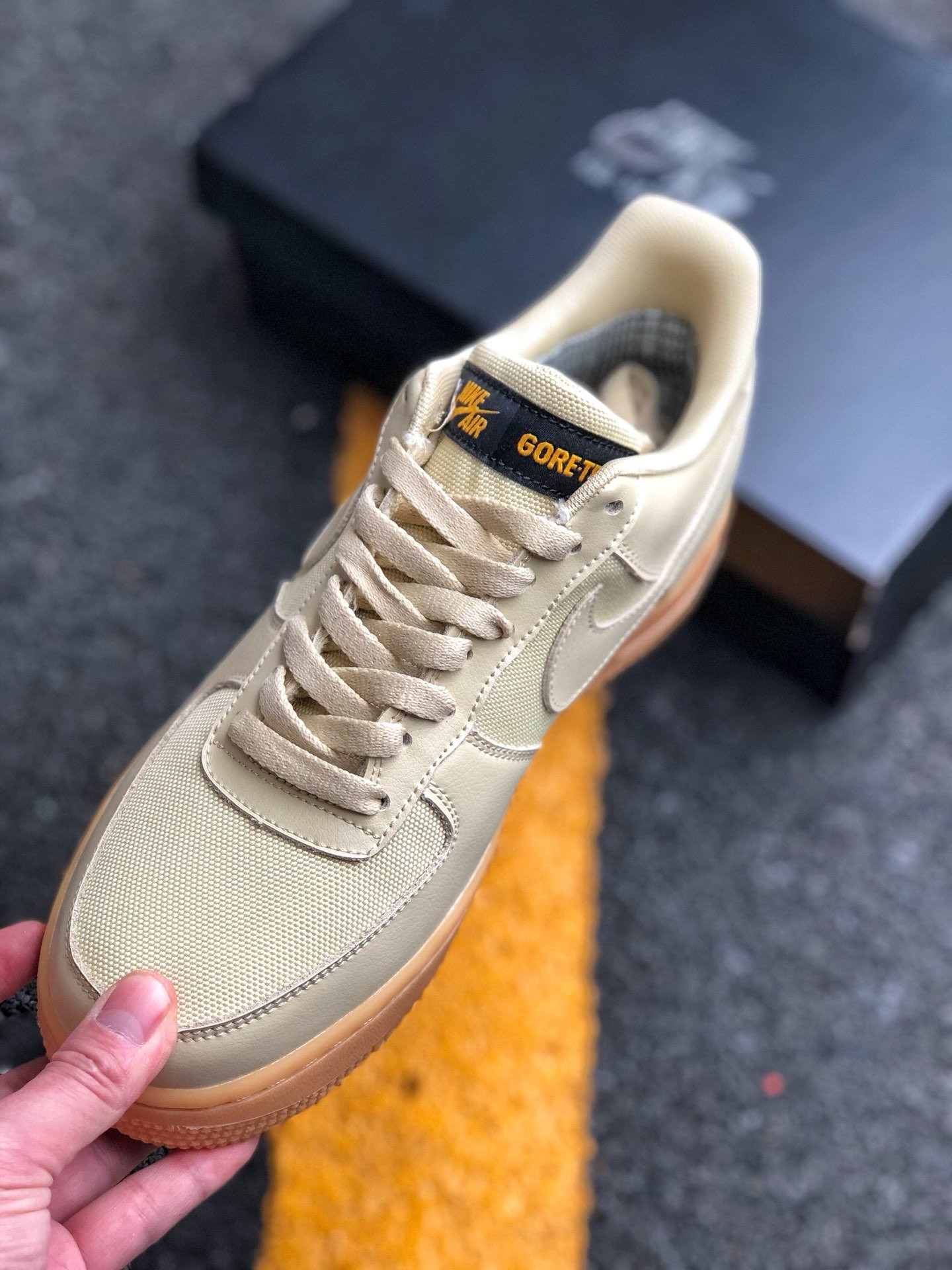 Nike Air Force 1 GORE-TEX Team Gold Gold Black Khaki For Sale