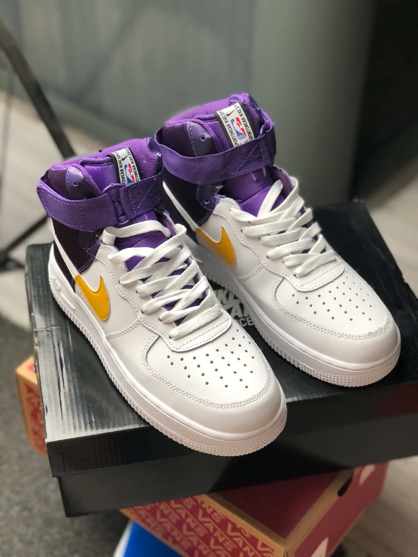 Nike Air Force 1 High NBA Lakers BQ4591-101 For Sale