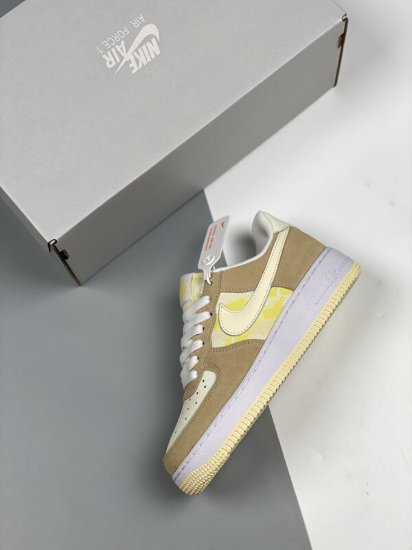 Nike Air Force 1 Low GS Lemon Drop DM9476-700 For Sale