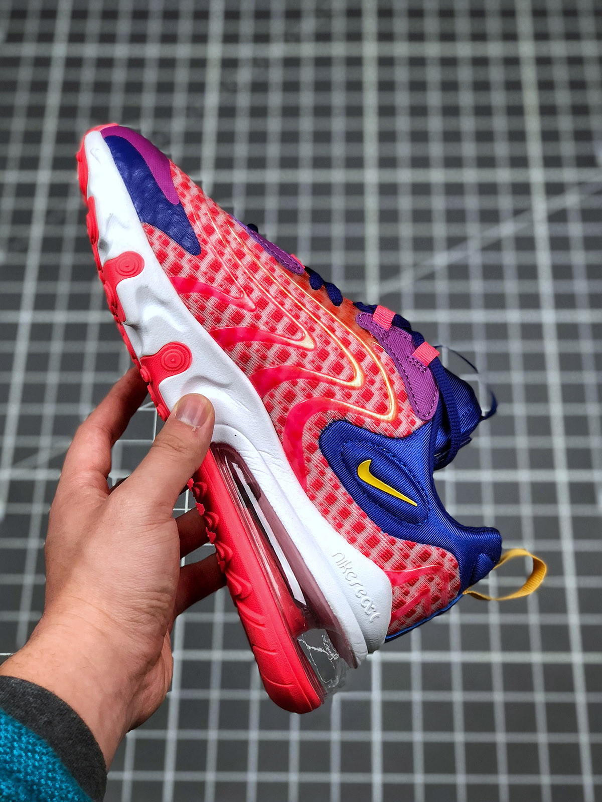 Nike Air Max 270 React Eng Laser Crimson Laser Orange For Sale