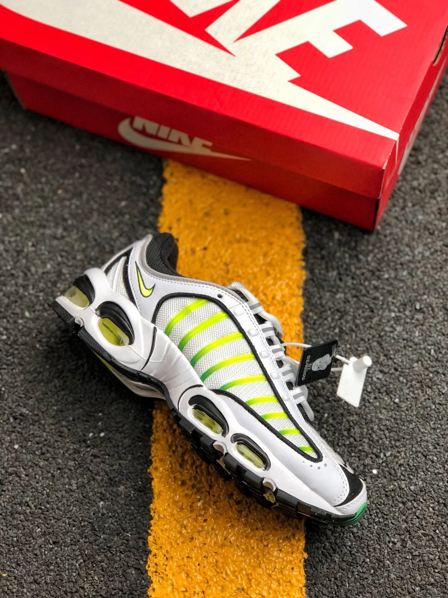 Nike Air Max Tailwind 4 White Volt-Black-Aloe Verde On Sale