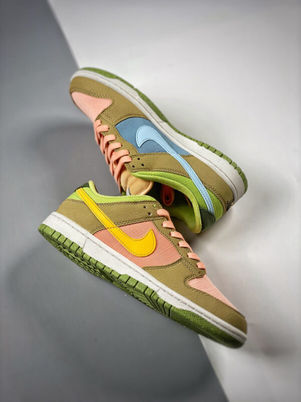 Nike Dunk Low Sun Club Arctic Orange DM0583-800 For Sale