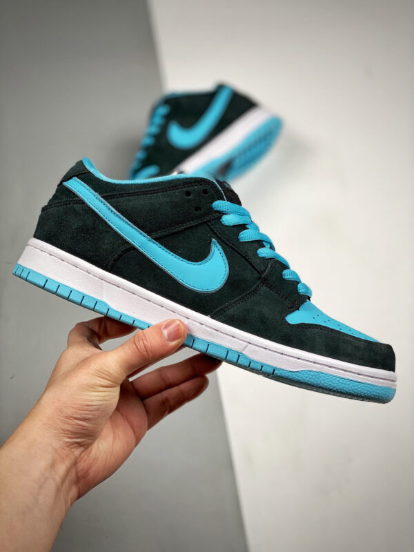 Nike SB Dunk Low Pro Black Clear Jade-White For Sale