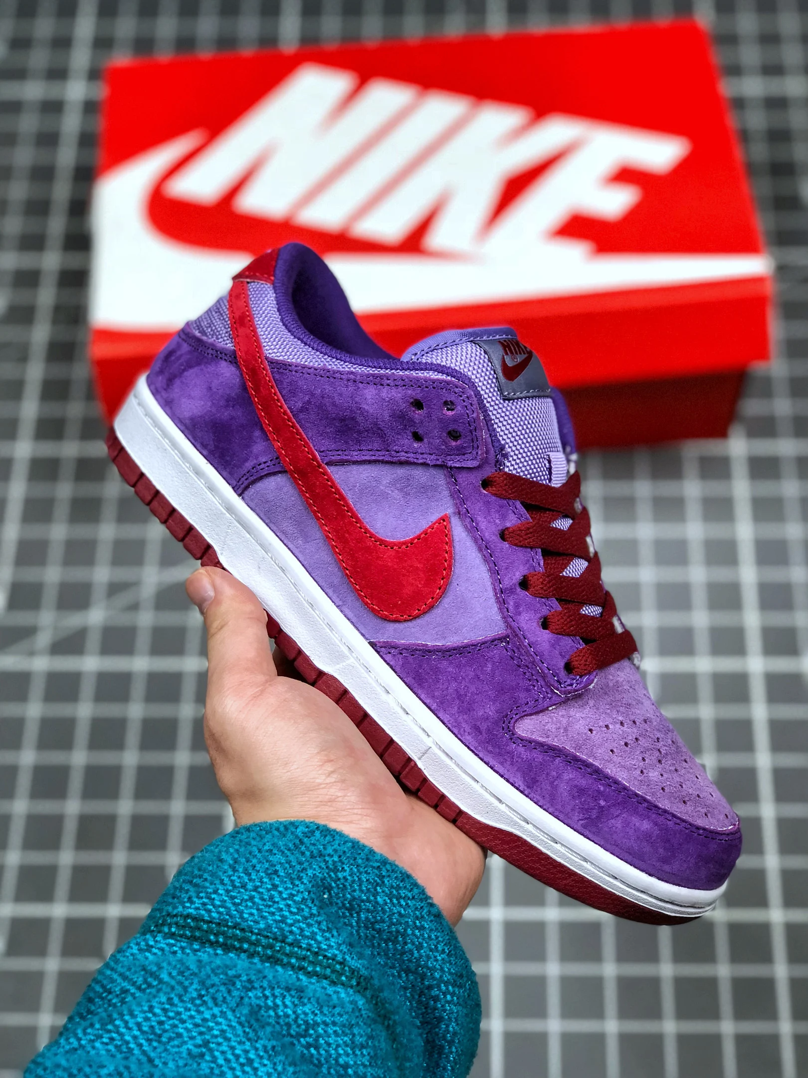 Nike SB Dunk Low SP Daybreak Barn-Plum CU1726-500 For Sale