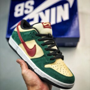 Nike SB Dunk Low Vegas Gold Team Red-Team Green 304292-700 For Sale