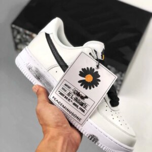 PEACEMINUSONE x Nike Air Force 1 Para-Noise 2.0 White Black-White